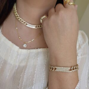 Statement bracelet in cubic zirconia