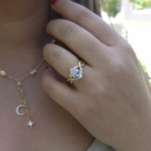 Goddess ring