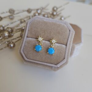 Turquoise drop