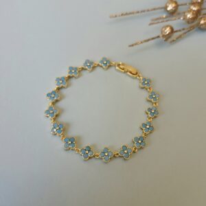 Turquoise flowers bracelet
