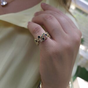 Chic ring